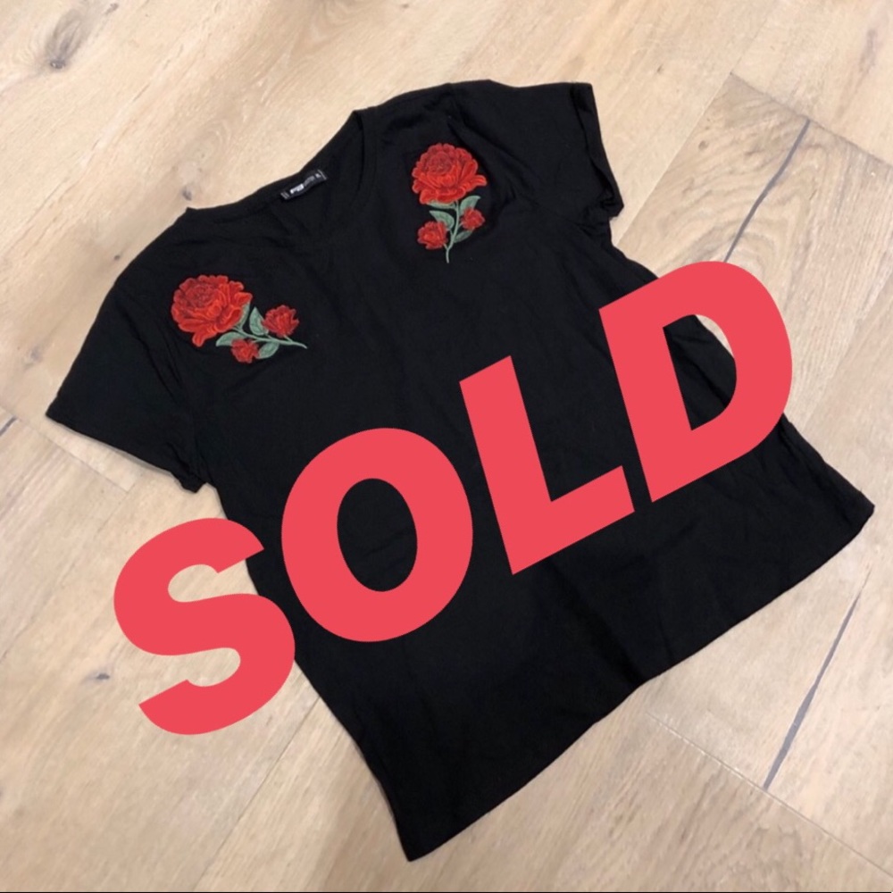 Floral Embroidered Shirt Black M